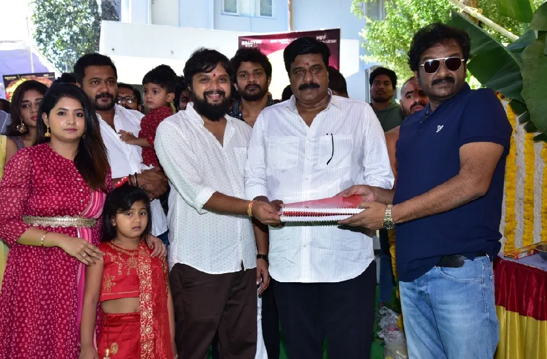 பூஜையுடன் தொடங்கிய நடிகர் சிம்ஹாவின் 'ராவண கல்யாணம்'