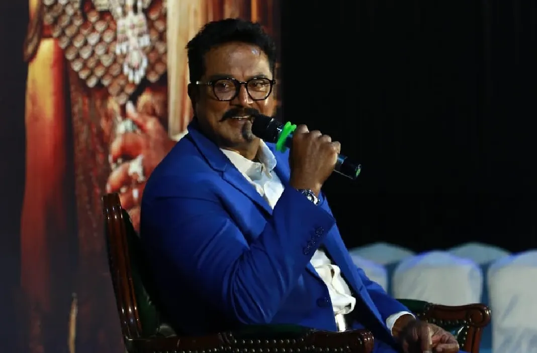 மாமன்னன் ராஜ ராஜ சோழன் இந்துவா? சைவமா? வைணவமா? - நடிகர் சரத்குமாரின் கருத்து