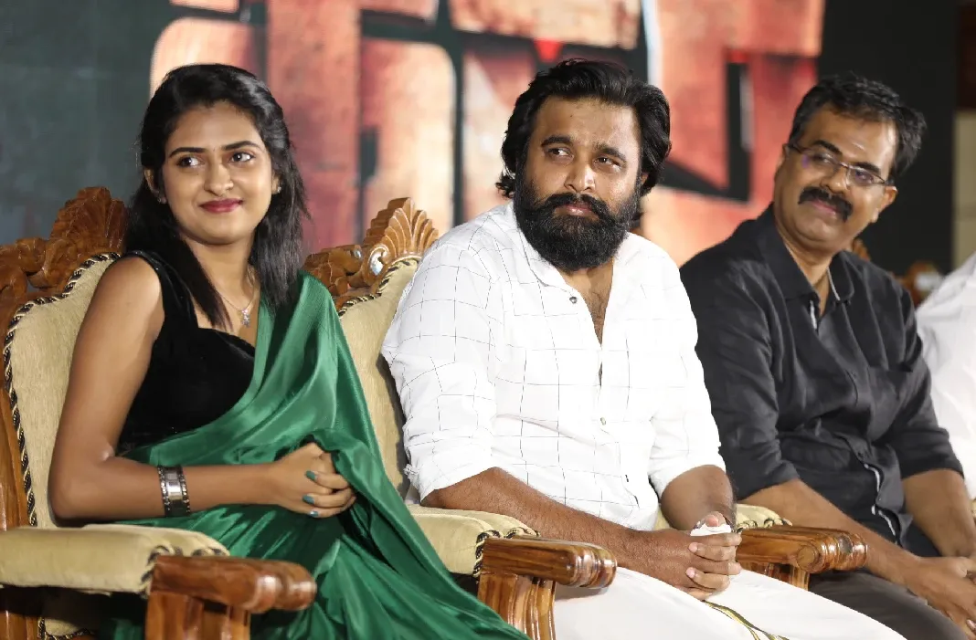 என் மக்களுக்காக தொடர்ந்து கிராமத்து படங்களில் நடிப்பேன் ; சசிகுமார் திட்டவட்ட அறிவிப்பு