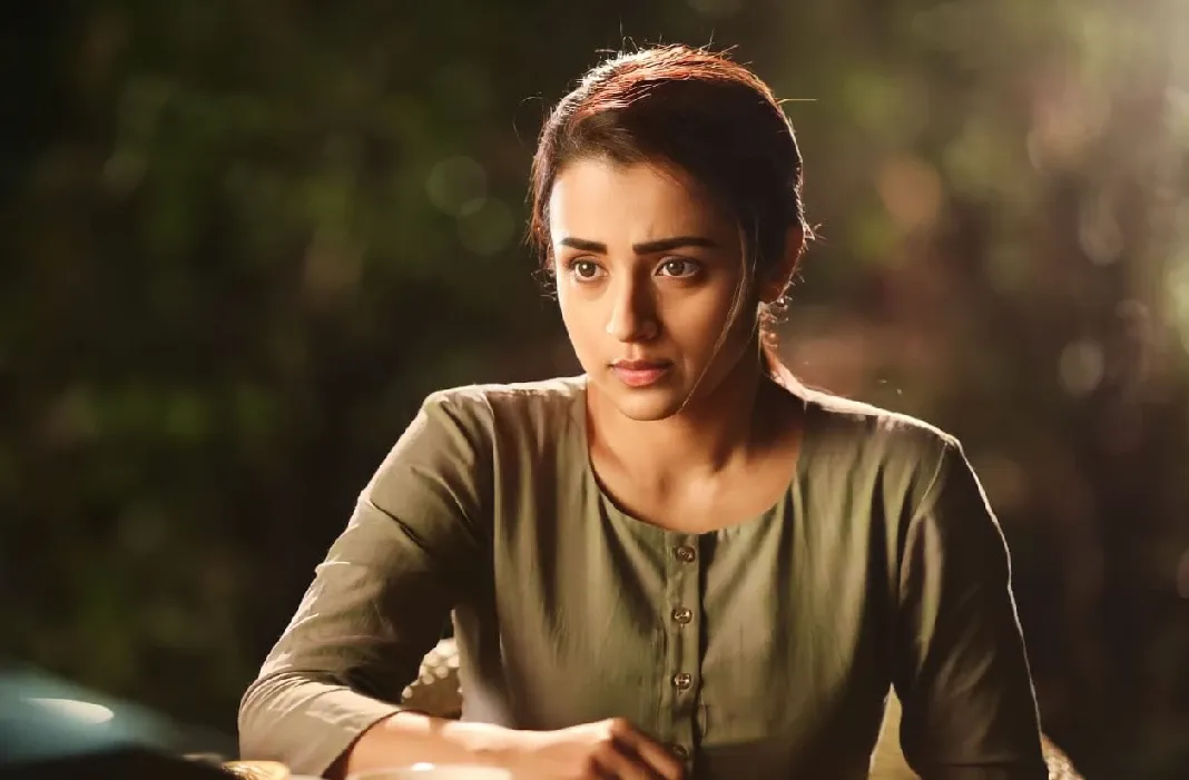 த்ரிஷாவின் மிரட்டலான நடிப்பில், தி ரோட் அக்டோபர் 6 ஆம் தேதி வெளியாகிறது