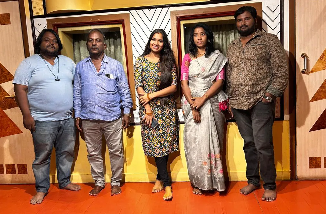 ராஜ் பீக்காக் மூவிஸ் தனது இரண்டாவது படைப்பாக உனக்கும் மேலே என்ற தமிழ் திரைப்படத்தை தயாரிக்கிறது