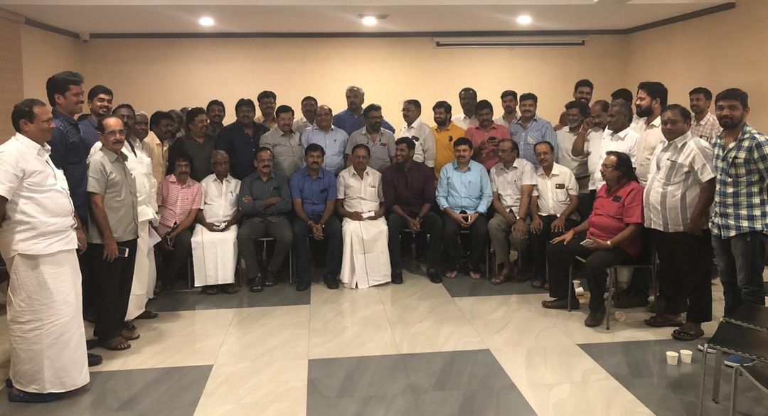 தமிழ் திரைப்பட தயாரிப்பாளர்கள் சங்கம் மற்றும் தமிழ்நாடு திரையரங்கு உரிமையாளர்கள் சங்க நிர்வாகிகள் இணைந்து வெளியீட்டுள்ள அறிக்கை.