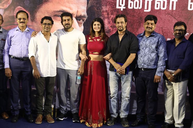 Kolaigaran Press Meet Stills