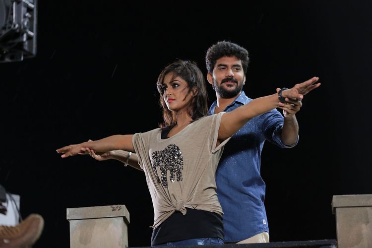 Natpunaa Ennanu Theriyumaa Stills