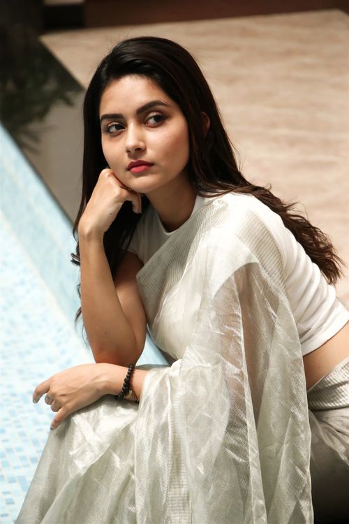 Actress Mahima Nambiar Photo Shoot Stills