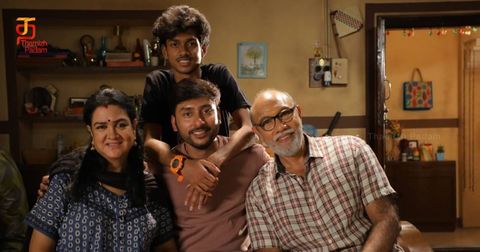 நடிகர் சத்யராஜ் நடிப்பில் ‘வீட்ல விசேஷம்’