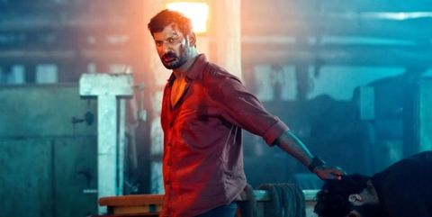 நடிகர் விஷாலுக்கு விபத்து!