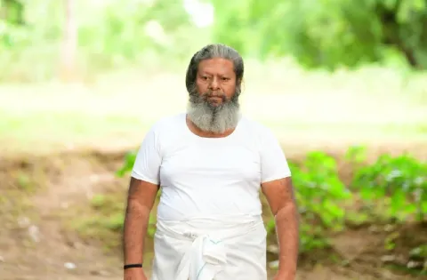 "சீட்டாட்டம்" என்பது, மிக மிக மோசமான சூது