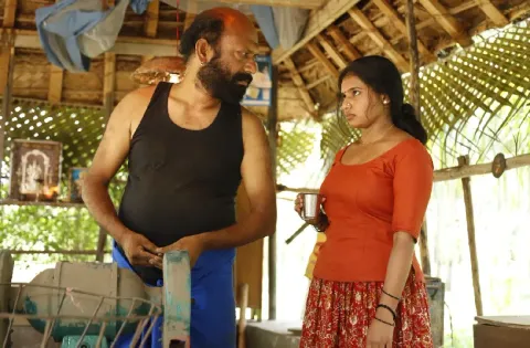 காதலை சொல்ல தடுமாறும் ஹீரோவின் கதை " 1982 அன்பரசின் காதல்"