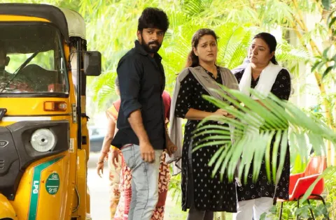 என் படைப்பு உலகம் முழுவதும் பயணிப்பதில் மட்டற்ற மகிழ்ச்சி: குமரன் தங்கராஜன் பெருமிதம்