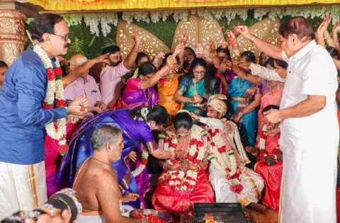 தயாரிப்பாளர் டாக்டர். ஜி. தனஞ்ஜெயன் அவர்களின் இல்ல திருமணம் மிகப்பெரிய விழாவாக டிசம்பர் 12, 2022 சென்னையில் நடைபெற்றது