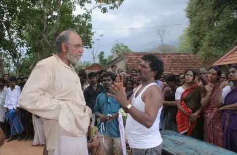 கலைஞரை கலங்க வைத்த படம்; தம்பி தங்கர் பச்சானுக்கு நன்றி! - நடிகர் சத்யராஜ்
