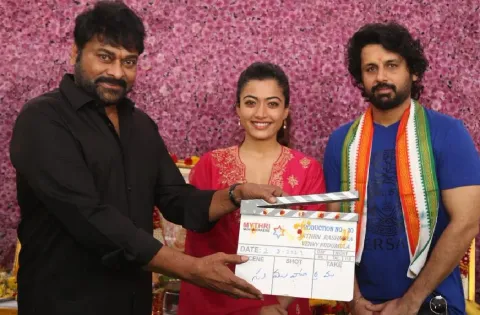 மெகாஸ்டார் சிரஞ்சீவி கிளாப் அடித்துத் துவக்கி வைக்க, #VNRTrio திரைப்படம் பிரமாண்டமாகத் துவங்கியது !!