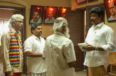 சமுத்திரக்கனி, காளி வெங்கட், ரித்திகா ஆகியோர் நடிக்கும் திரைப்படம் ‘பப்ளிக்’ விரைவில் வெளியாக உள்ளது