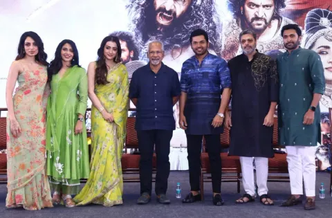 பொன்னியின் செல்வன் படத்தின் இரண்டாம் பாகம் வரும் ஏப்ரல் 28 ஆம் தேதி உலகமெங்கும் திரையரங்குகளில் வெளியாகிறது