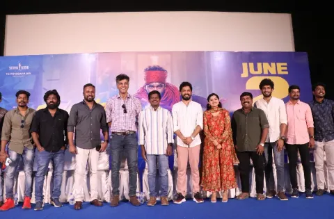 ஹிப்ஹாப் தமிழா ஆதி நடித்துள்ள 'வீரன்' படத்தின் பத்திரிக்கையாளர்கள் சந்திப்பு!
