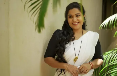 தயாரிப்பாளராக மாறிய நடிகை ரஞ்சனா நாச்சியார்