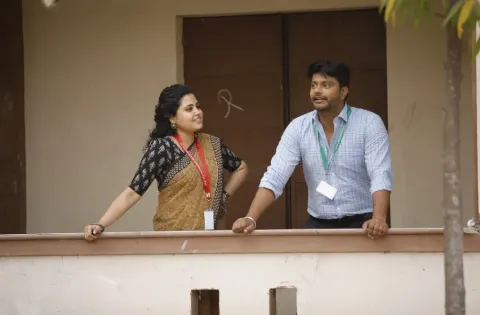 அறிமுக இயக்குநர் ஆனந்தின் இயக்கத்தில் 'நண்பன் ஒருவன் வந்த பிறகு' திரைப்படம் வெளியாக இருக்கிறது!