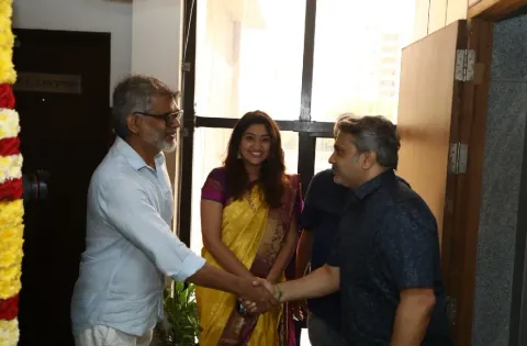எஸ் பி சரண் தொடங்கி வைத்த 'நேச்சுரல்ஸ் சிக்னேச்சர்' அழகு நிலையம்