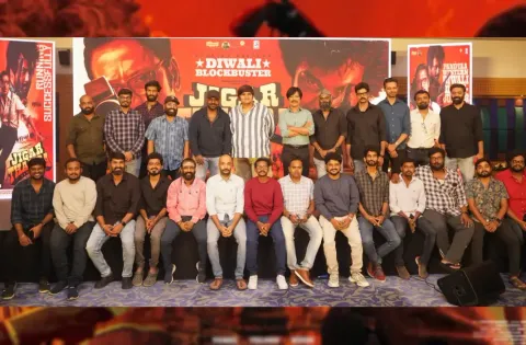 ஜிகர்தண்டா டபுள் எக்ஸ்' குழுவின் நன்றி தெரிவிப்பு விழா