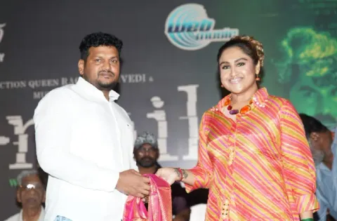 “கேம் என்றாலே பிரச்சினைதான்” ; இமெயில் பட நிகழ்ச்சியில் நடிகை வனிதா விஜயகுமார் பேச்சு