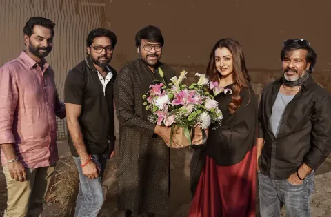 மெகா ஸ்டார் சிரஞ்சீவி உடன் 18 வருடங்கள் கழித்து ஜோடி சேர்ந்த த்ரிஷா கிருஷ்ணன் !!