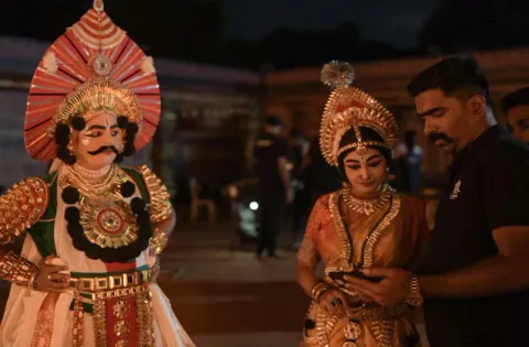 இயக்குநராக மீண்டும் களம் இறங்கும் இசையமைப்பாளர் ரவி பஸ்ரூர்