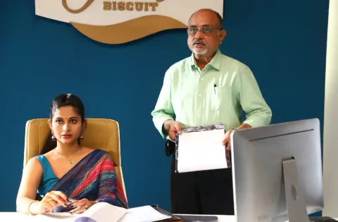 ’செல்லமே’, ‘ஆனந்ததாண்டவம்’ படங்களின் இயக்குநர் காந்தி கிருஷ்ணாவின் அடுத்தப் படைப்பு ‘பிரேக் பாஸ்ட்’!