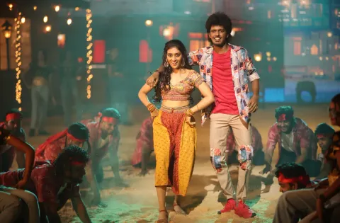 கேபிஒய் பாலா மற்றும் நியதி நடிப்பில் காதலை கலகலப்பாக சொல்லும் பாடல் 'ராக்காயி'