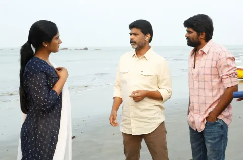 E5 என்டர்டைன்மெண்ட் சார்பில் காமாட்சி ஜெயகிருஷ்ணன் தயாரிக்கும் படம் 'பேரன்பும் பெருங்கோபமும்'.